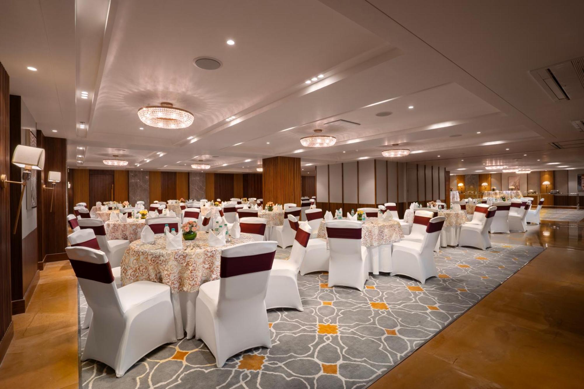 Aloha On The Ganges By Leisure Hotels Rishīkesh Esterno foto