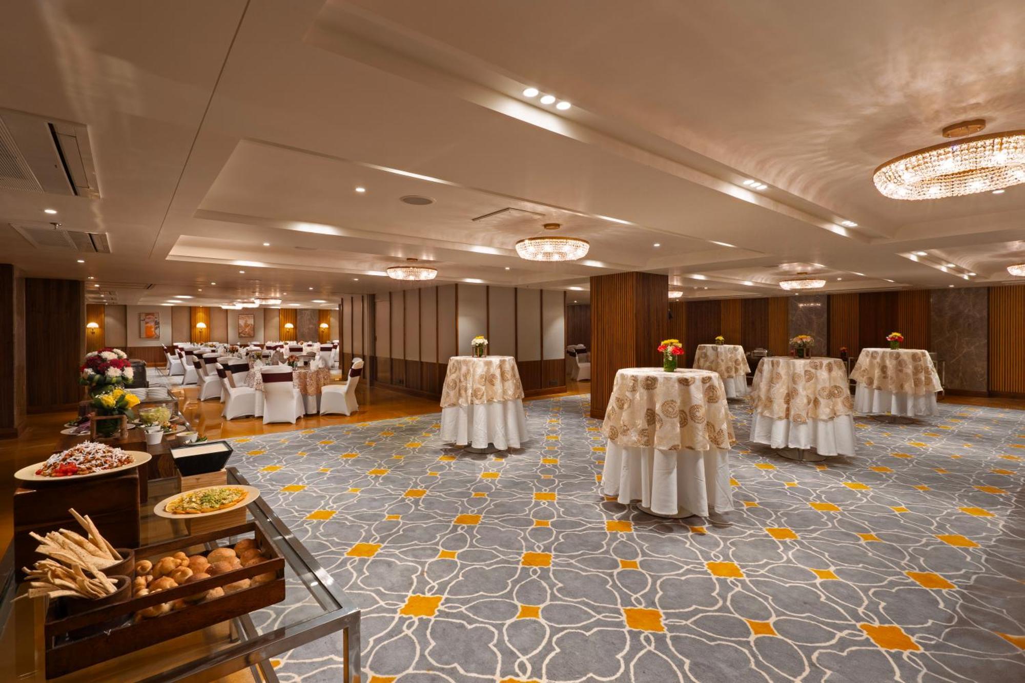 Aloha On The Ganges By Leisure Hotels Rishīkesh Esterno foto